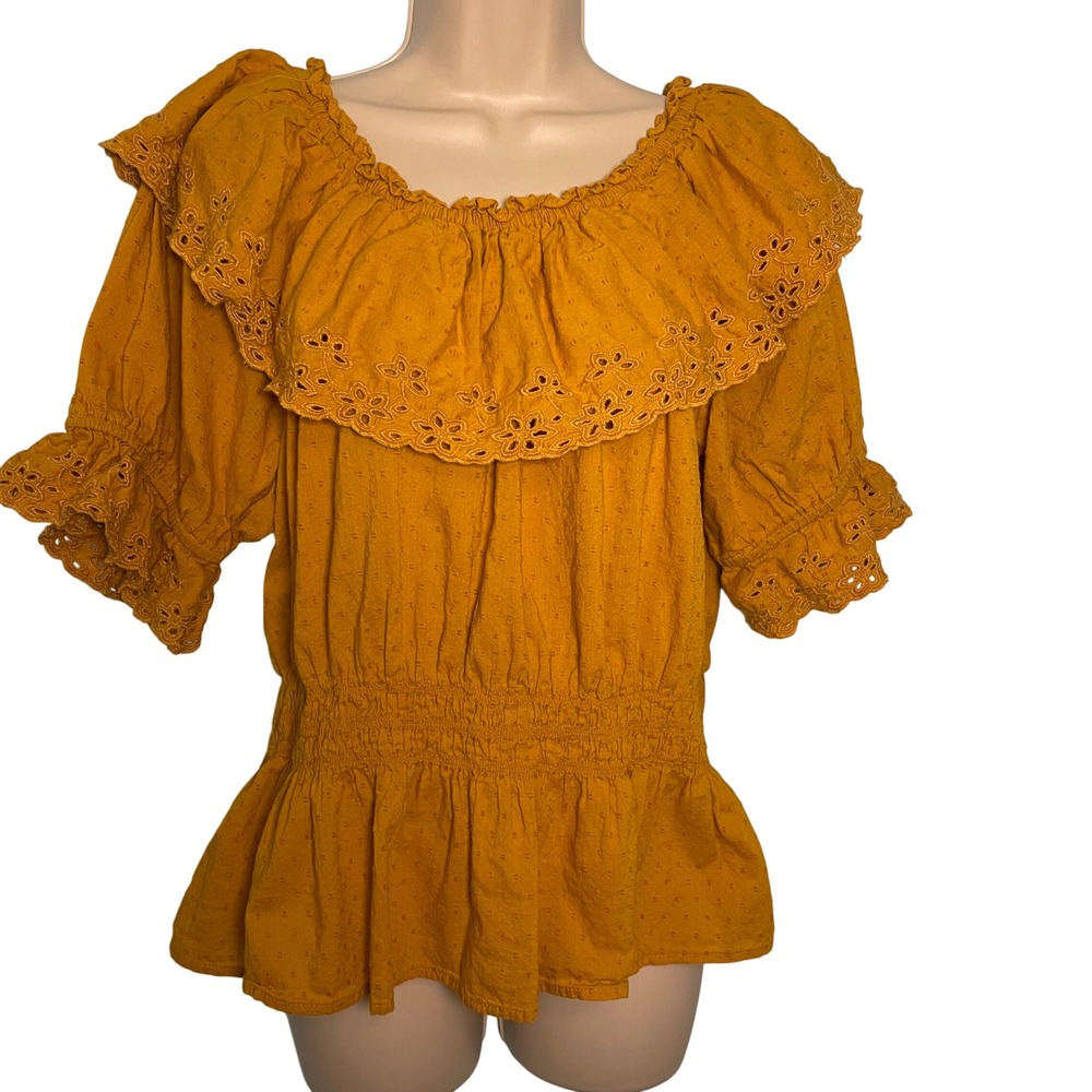 Universal‎ Thread Peplum Blouse Size Large Eyelet Trim Swiss Dot Cottagecore